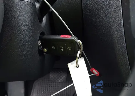 2017 Volkswagen Jetta 1.4T S из США, поврежденный, VIN 3VW2B7AJ1HM388154